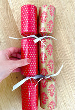 Load image into Gallery viewer, Lottery (cash!) Christmas Crackers
